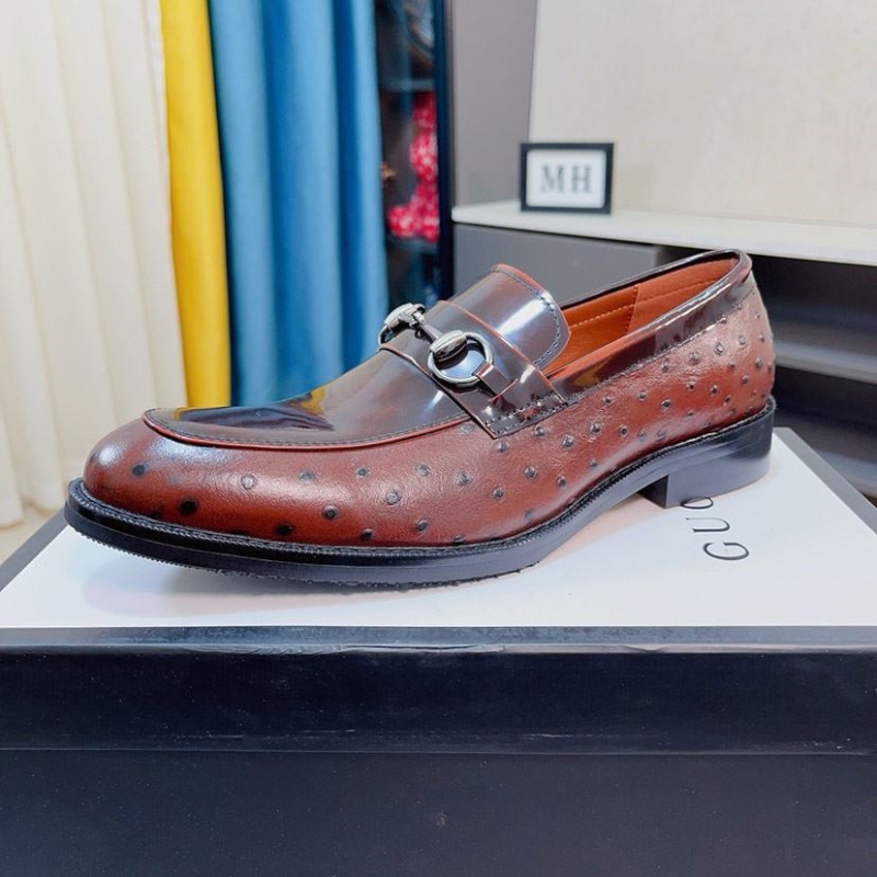 G*u*i leather shoes